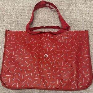💥 Brand New, Never Used, Limited Jumbo Holiday Lululemon reusable bag💥